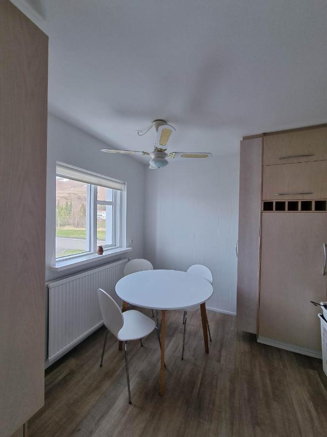 Guesthouse Maddy Húsavík Eksteriør bilde