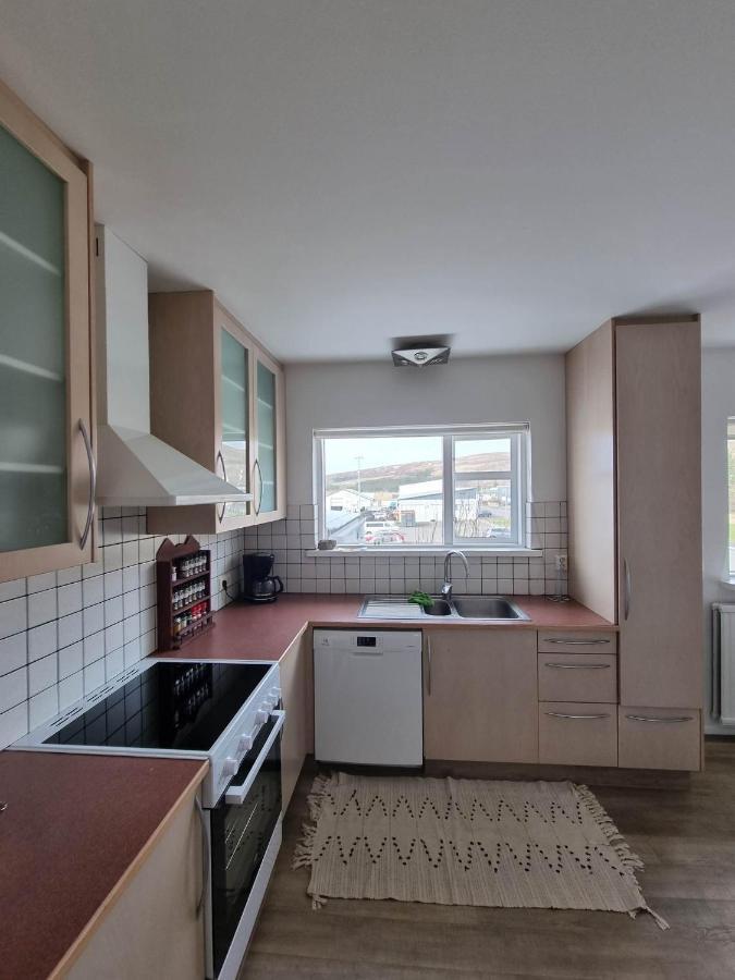 Guesthouse Maddy Húsavík Eksteriør bilde