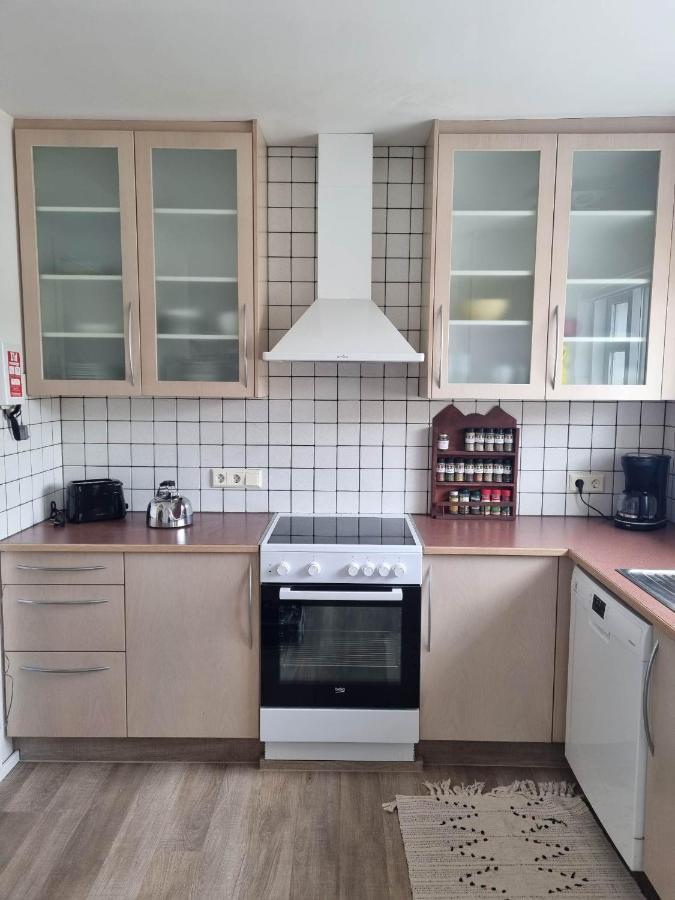 Guesthouse Maddy Húsavík Eksteriør bilde